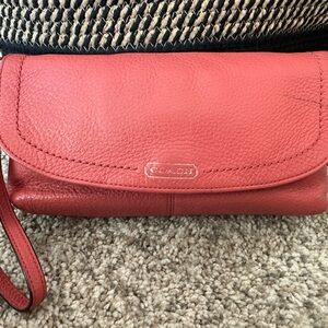 Coach Wristlet genuine leather 9x5